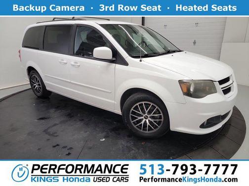 White Knuckle Clearcoat 2017 Dodge Grand Caravan GT