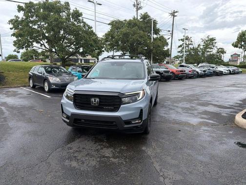 Sonic Gray Pearl 2022 Honda Ridgeline Black