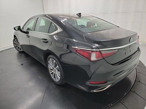 2021 Lexus ES 350 Base