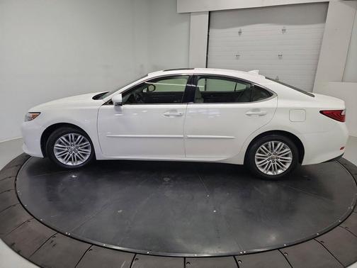 Starfire Pearl 2015 Lexus ES 350 Base