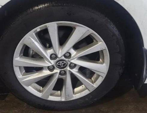 Ice Cap 2023 Toyota Camry SE