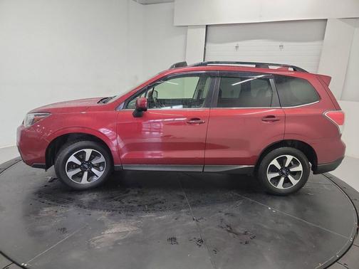 Venetian Red Pearl 2018 Subaru Forester 2.5i Limited