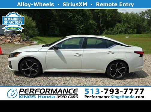 Pearl White Tricoat 2023 Nissan Altima SR FWD