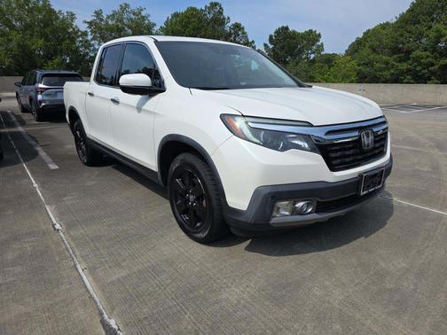 White Diamond Pearl 2018 Honda Ridgeline RTL-E