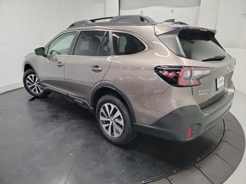 Brilliant Bronze Metallic 2021 Subaru Outback Premium