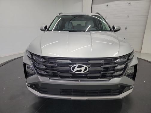 Shimmering Silver 2025 Hyundai TUCSON SEL