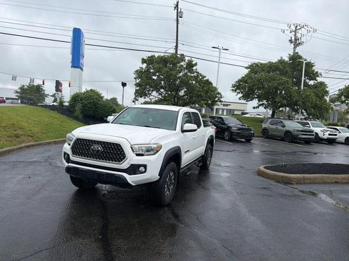 Super White 2019 Toyota Tacoma TRD Off Road