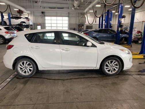 2013 Mazda Mazda3 i Touring
