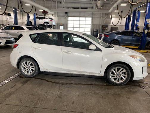 2013 Mazda Mazda3 i Touring