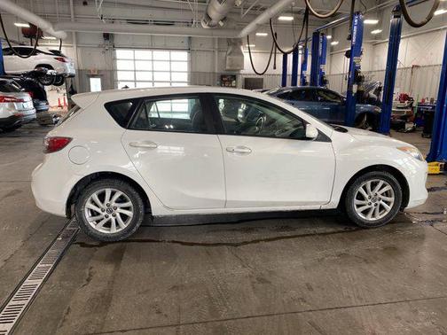 2013 Mazda Mazda3 i Touring