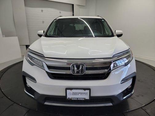 2020 Honda Pilot Touring 8-Passenger