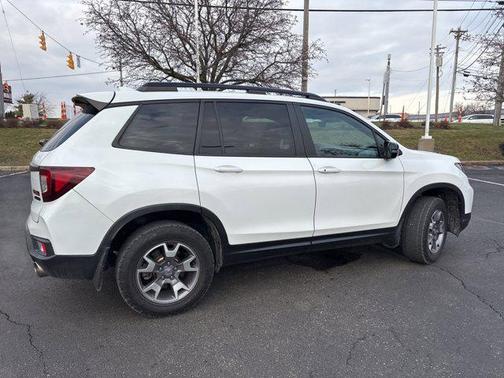 2022 Honda Passport AWD TrailSport