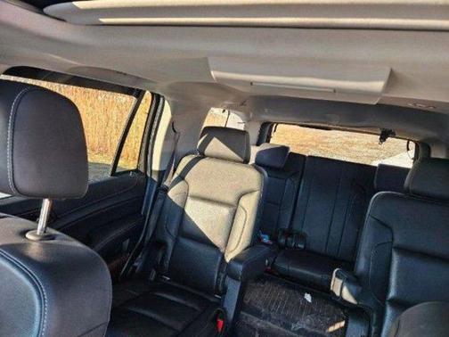 Iridescent Pearl Tricoat 2019 Chevrolet Tahoe Premier