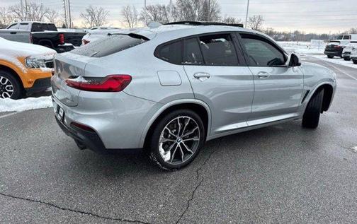 Glacier Silver Metallic 2021 BMW X4 xDrive30i