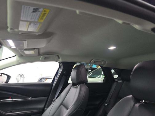 Deep Crystal Blue Mica 2022 Mazda CX-30 2.5 S Select Package