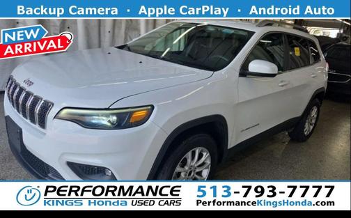 Bright White Clearcoat 2019 Jeep Cherokee Latitude