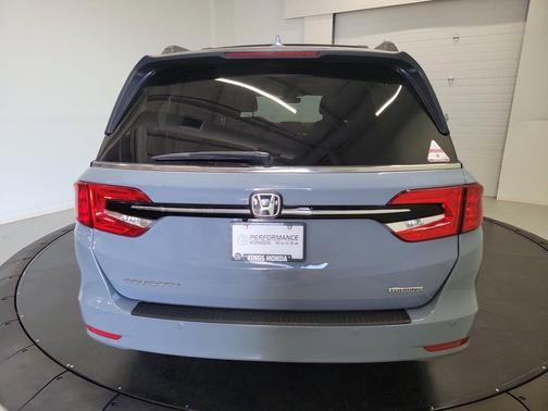 Obsidian Blue Pearl 2024 Honda Odyssey Touring