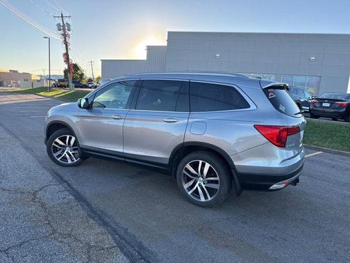 2018 Honda Pilot Touring