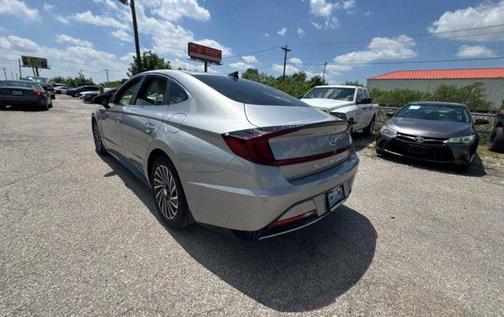 Curated Silver 2023 Hyundai SONATA Hybrid SE