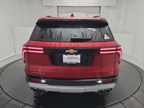 2024 Chevrolet Traverse LT
