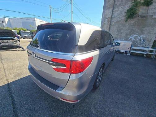 Lunar Silver Metallic 2023 Honda Odyssey EX-L
