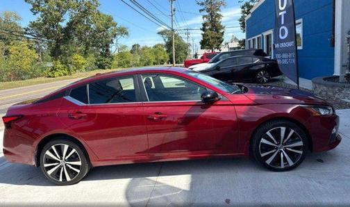 2021 Nissan Altima SR Intelligent AWD