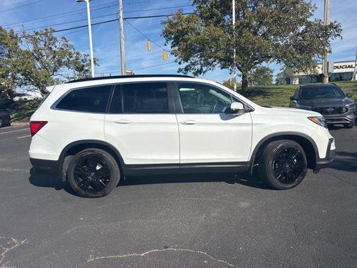 2022 Honda Pilot AWD Special Edition