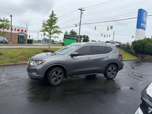 Gun Metallic 2020 Nissan Rogue SV