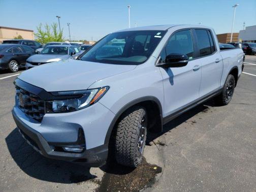 Sonic Gray Pearl 2026 Honda Ridgeline TrailSport+