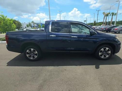 Obsidian Blue Pearl 2018 Honda Ridgeline RTL-E
