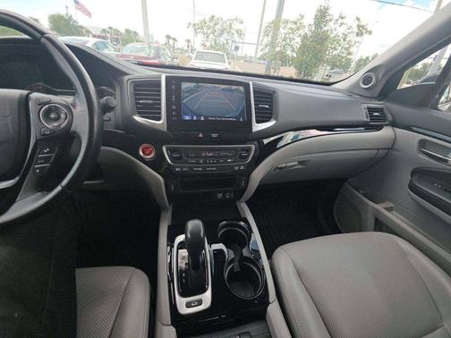 Obsidian Blue Pearl 2018 Honda Ridgeline RTL-E
