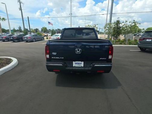 Obsidian Blue Pearl 2018 Honda Ridgeline RTL-E