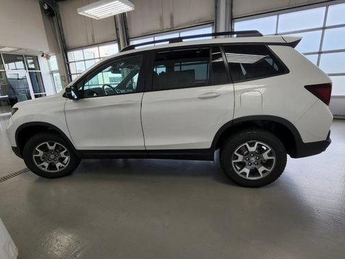 2022 Honda Passport AWD TrailSport