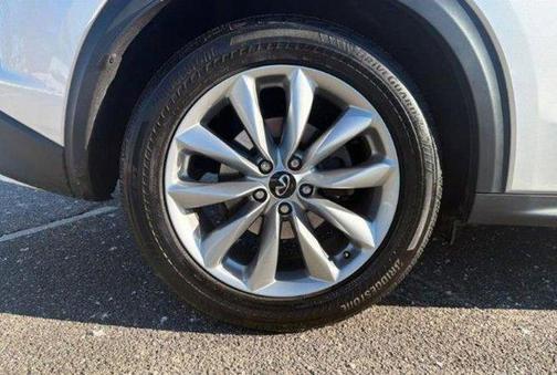 Liquid Platinum 2020 INFINITI QX50 ESSENTIAL AWD