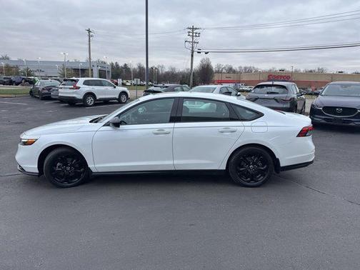 2025 Honda Accord Sport SE 1.5T