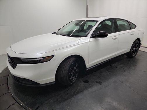 2025 Honda Accord Sport SE 1.5T