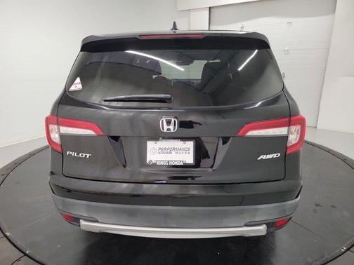 Crystal Black Pearl 2019 Honda Pilot EX-L