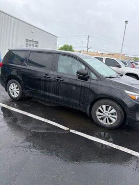 Aurora Black 2018 Kia Sedona LX
