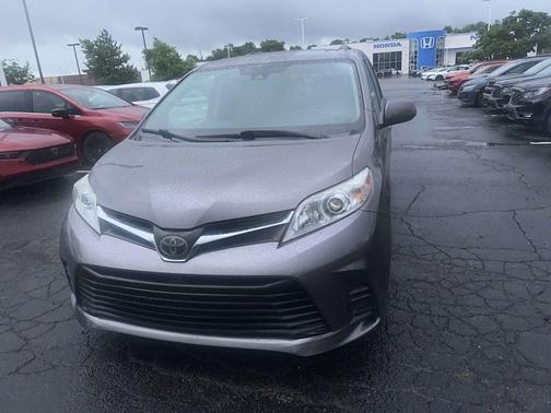 Predawn Gray Mica 2020 Toyota Sienna LE
