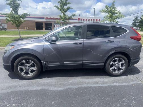 Gray 2018 Honda CR-V EX