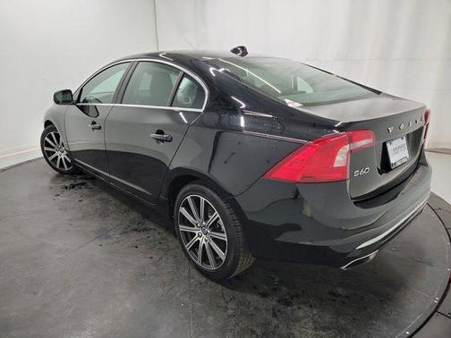 2018 Volvo S60 Inscription T5 Platinum