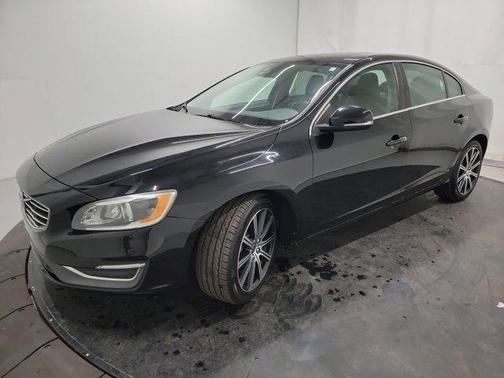 2018 Volvo S60 Inscription T5 Platinum