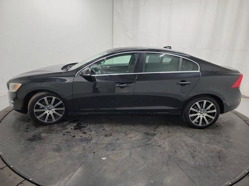 2018 Volvo S60 Inscription T5 Platinum