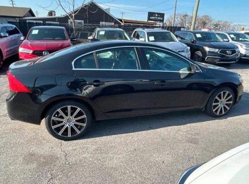 2018 Volvo S60 Inscription T5 Platinum