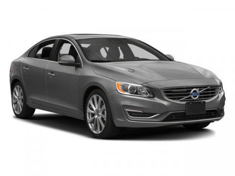 2018 Volvo S60 Inscription T5 Platinum