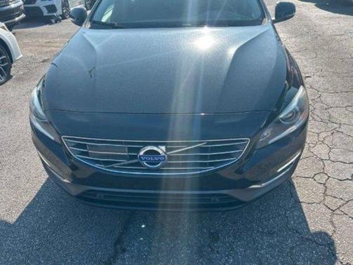 2018 Volvo S60 Inscription T5 Platinum