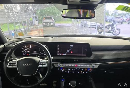Everlasting Silver 2023 Kia Telluride SX X-Line