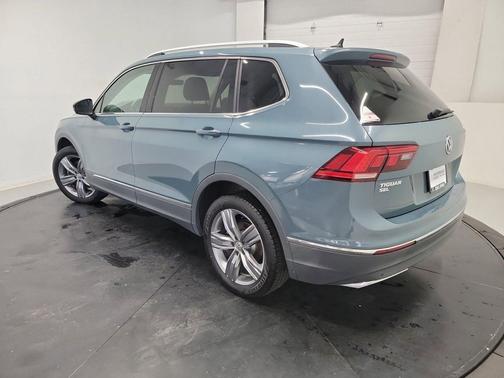 Blue Metallic 2020 Volkswagen Tiguan 2.0T SEL