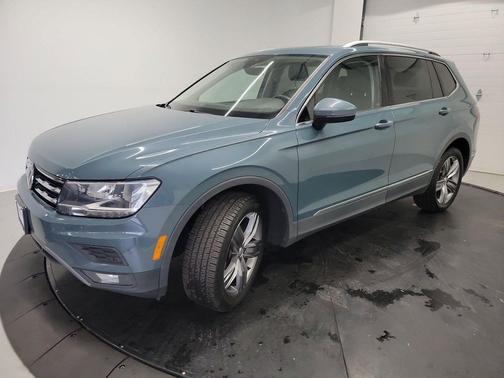 Blue Metallic 2020 Volkswagen Tiguan 2.0T SEL