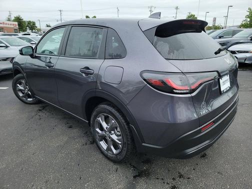 Modern Steel Metallic 2027 Honda HR-V LX